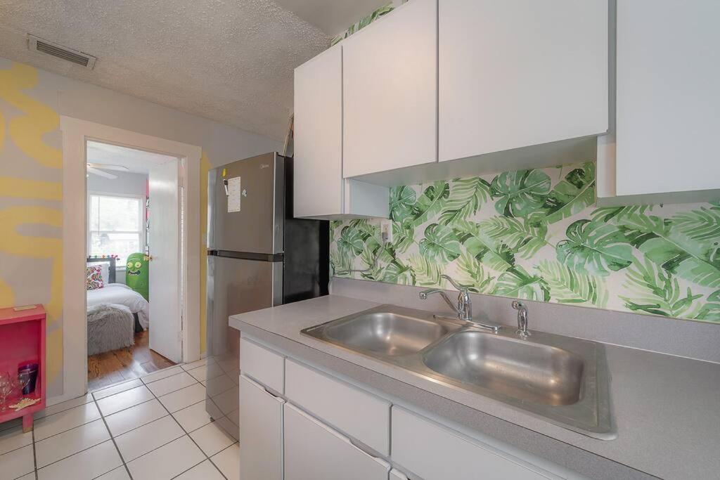 Vibing In The Heights/Breweries/Food/Petfriendly Villa Tampa Exterior photo